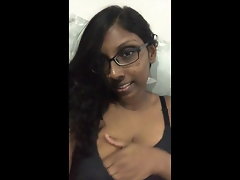 Sri Lankan Girl Fingering 
